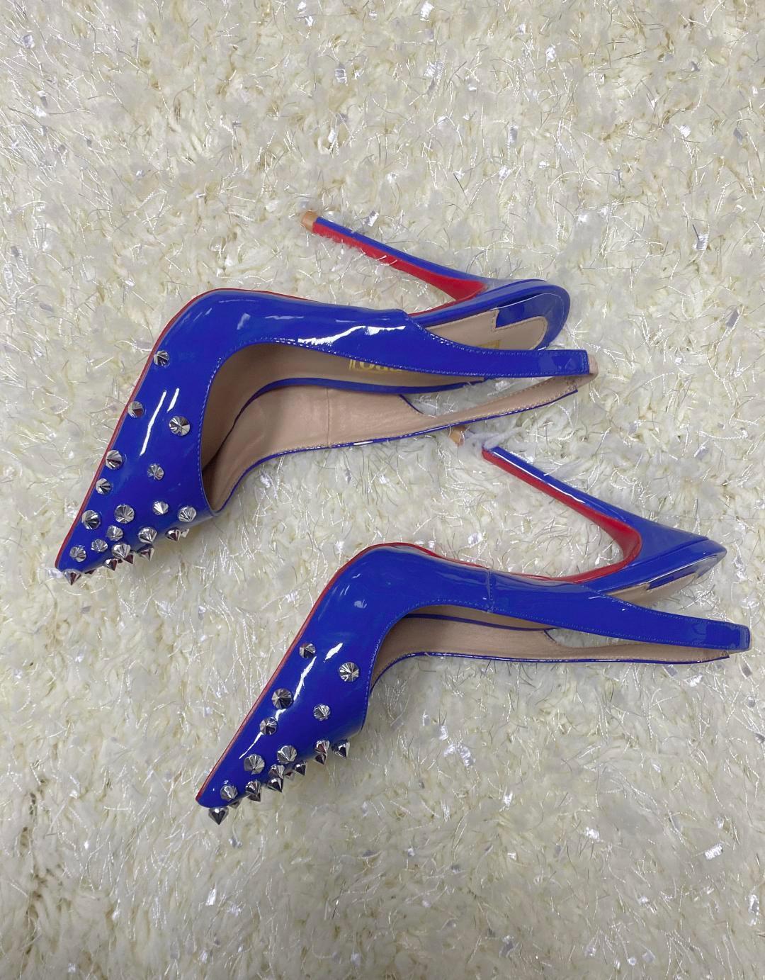 Slingback heels with studs